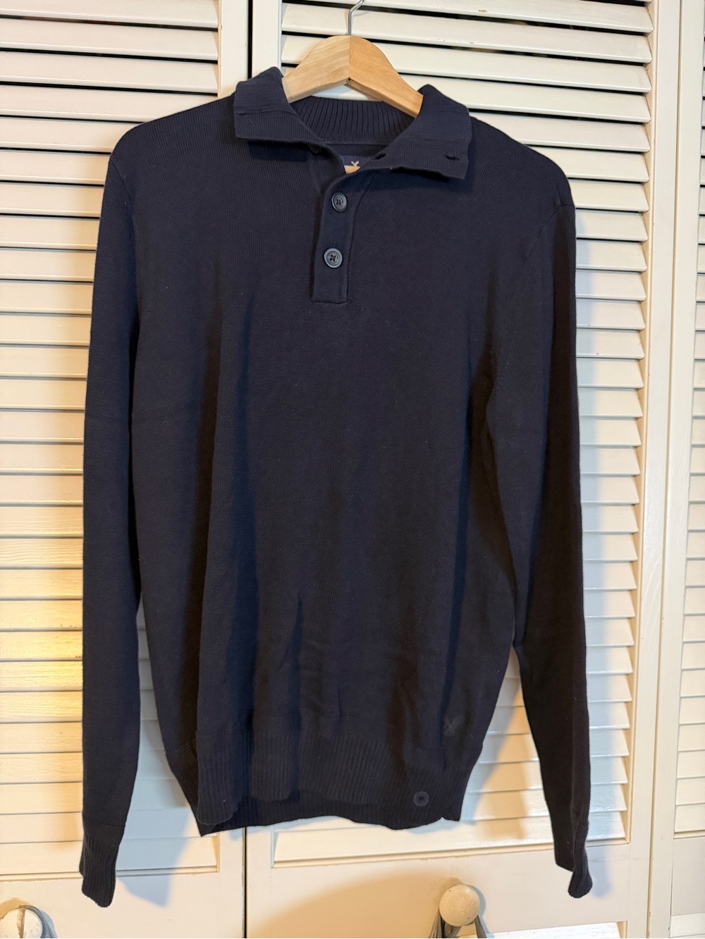 American Eagle Men's Navy Knit Polo Sweater